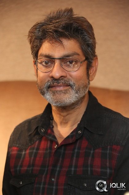 Jagapathi-Babu-Launches-Yuktha-Restaurant